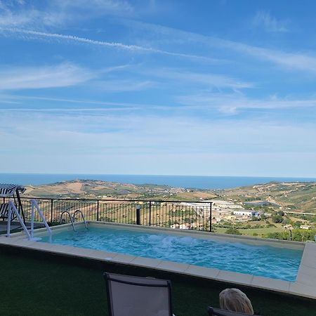 La Terrazza Motta Bed & Breakfast Атри Екстериор снимка