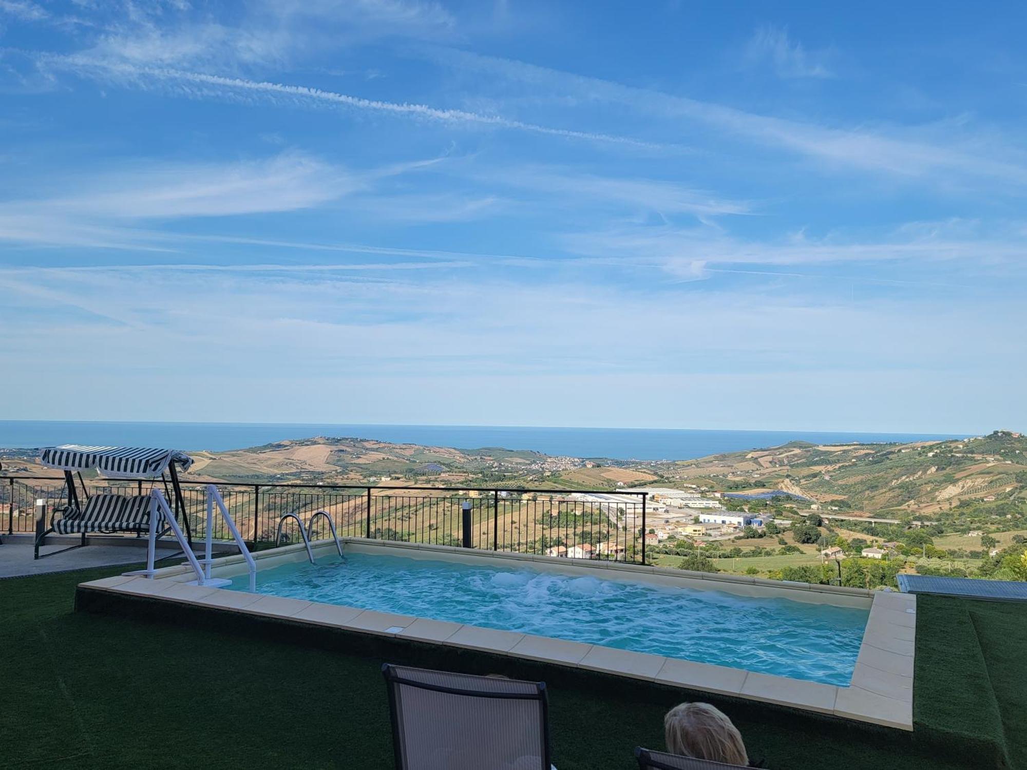 La Terrazza Motta Bed & Breakfast Атри Екстериор снимка