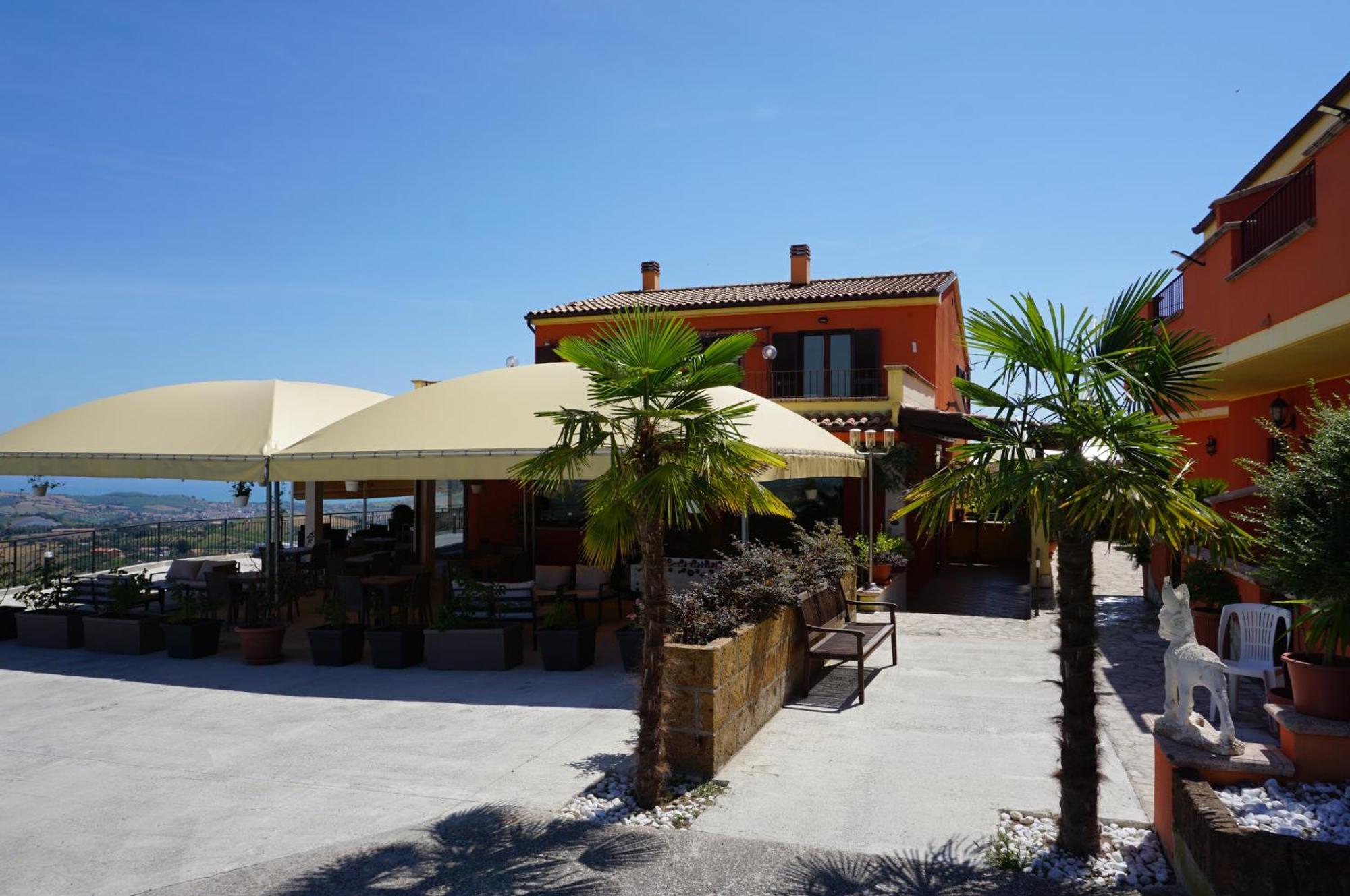 La Terrazza Motta Bed & Breakfast Атри Екстериор снимка