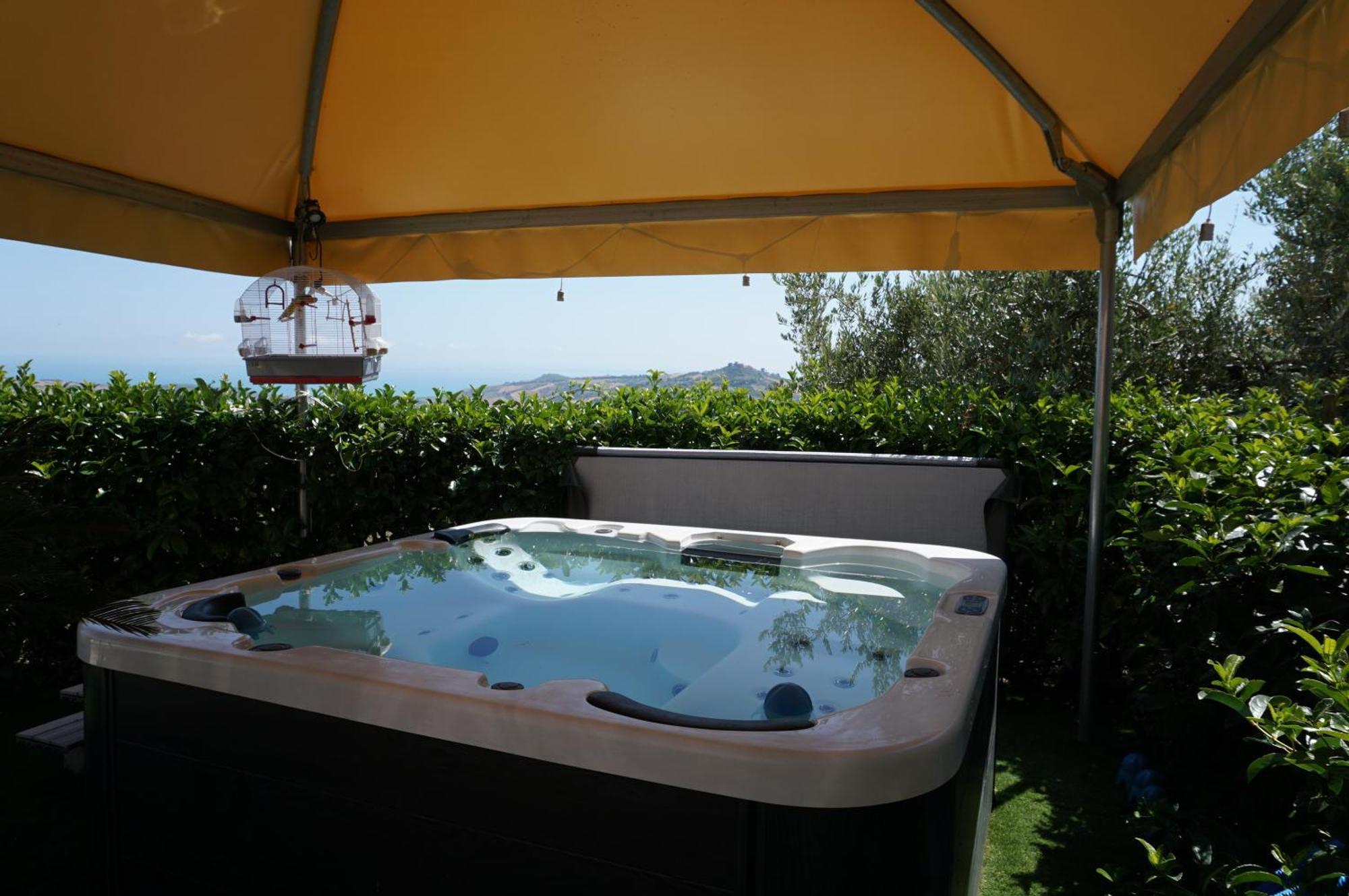 La Terrazza Motta Bed & Breakfast Атри Екстериор снимка